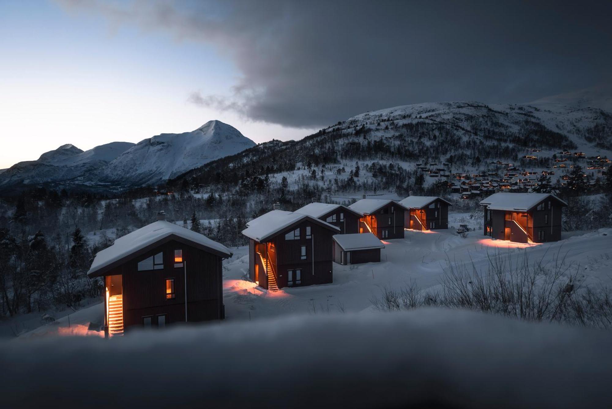 Nordic Charm Retreat With Sauna, Central To Strandafjellet Ski Resort & Geiranger Stranda  Exterior photo
